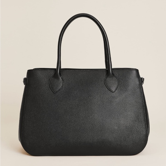 Reformation Handbags - Reformation Oversized Patrizia Bag
